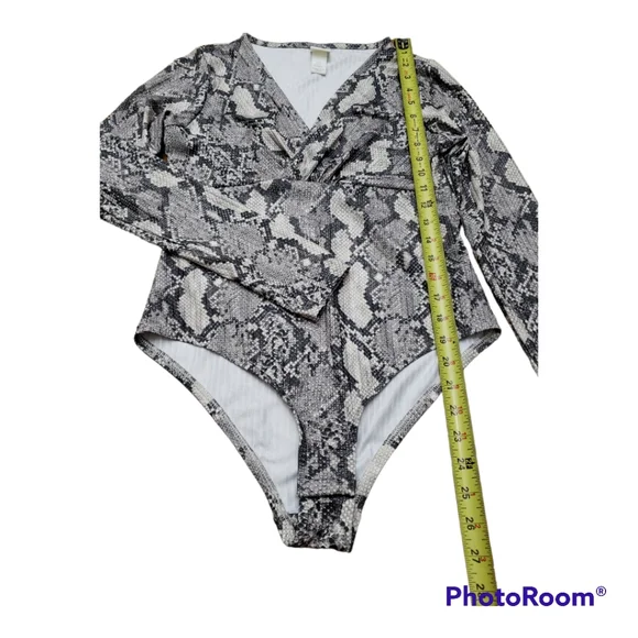 H&M Snake skinned pattern Body Suit - Picture 2 of 5